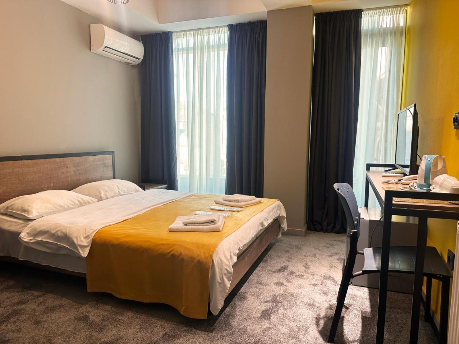 Diuma Hotel Tbilisi Exterior photo