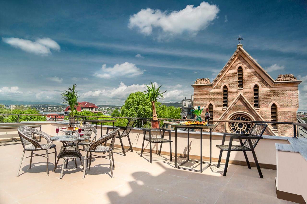 Diuma Hotel Tbilisi Exterior photo